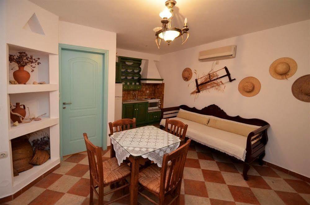 Glarakia Studios Adamantas  Dış mekan fotoğraf